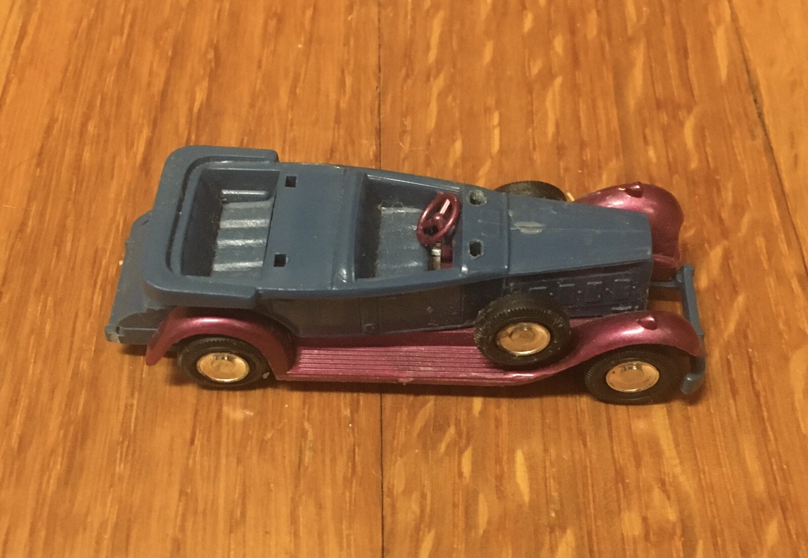 Picture 2 of 4