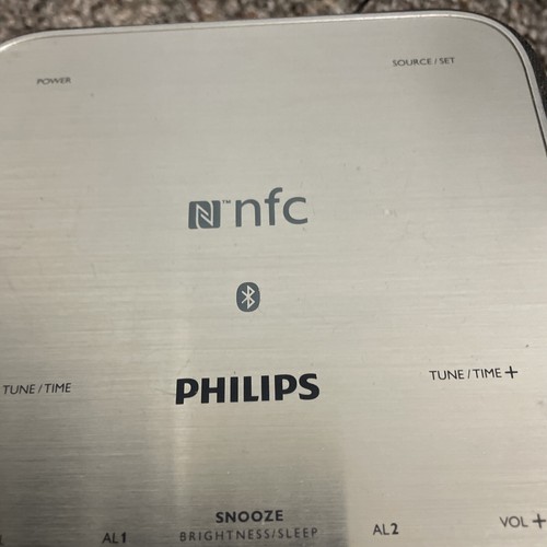 Philips NFC SB170/37 NFC/Bluetooth Speaker With Radio and Alarm - Picture 3 of 13