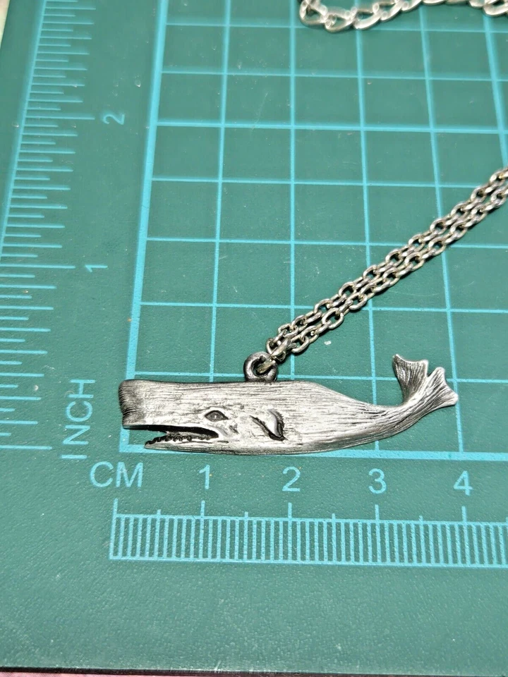 Vintage Silver Tone Pewter Whale Pendant Necklace Costume Fashion 19 Inch Foto 3 de 4