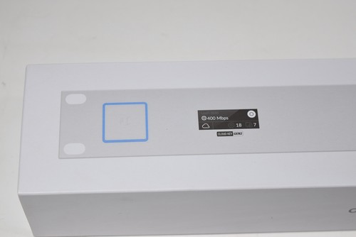 Ubiquiti UniFi Cloud Key Gen2 Rack Mount Accessory (CKG2-RM) - Open Box - Picture 2 of 6