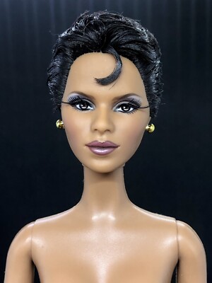 James Bond 007 Jinx Barbie Doll Halle Berry Articulated OOAK Model Muse African