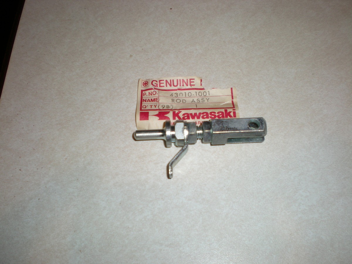 あんちゃ　　12/10 New NOS Genuine Kawasaki Brake Rod Asembly KZ 1300 1979-1982 43010