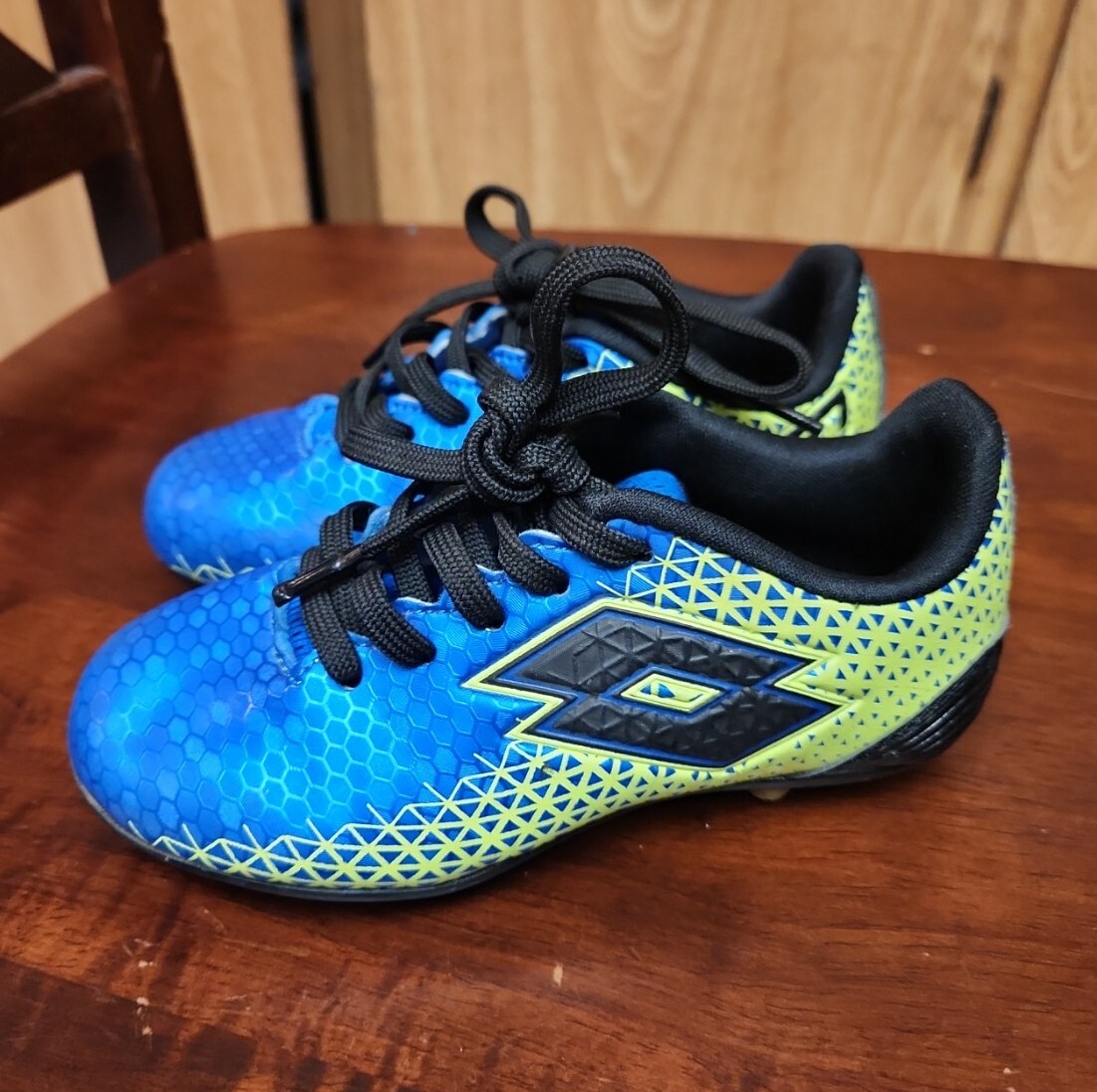 Lotto Forza Elite Jr Tacchetti da calcio giovanili Blu (bambini taglia 11)