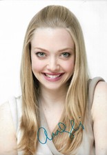 Amanda Seyfried autograph signed 20x30 cm picture