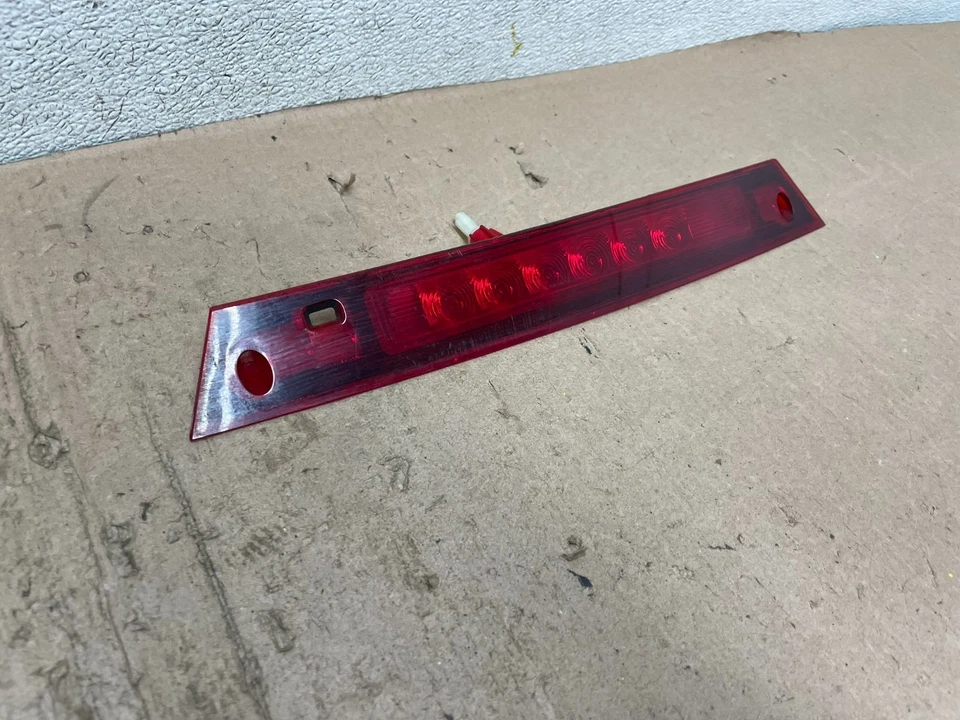 Lámpara de luz de freno Ford Edge/Lincoln MKX 2007-2011 3RD 8T4Z 13A613 A Q5172 Foto 3 de 4