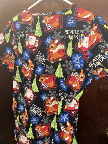 Rudolph The Red Nose Reindeer Scrub Top Small Women’s Pockets Short Sleeve - Picture 5 of 5
