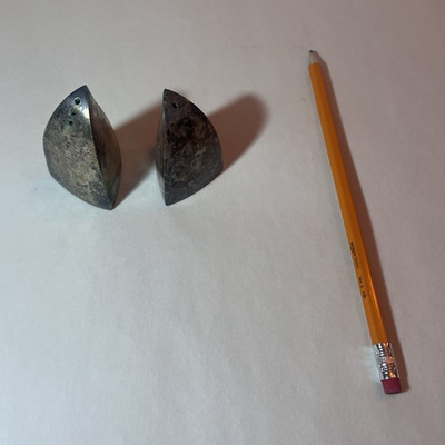 Geometric Metal Salt & Pepper Shakers Set Silver Gray Pair