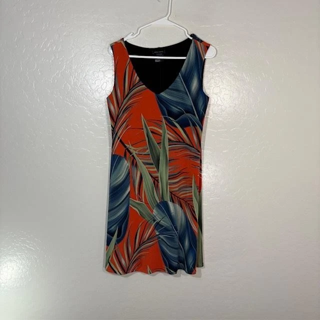 green emerald velvet dress Maria Dress