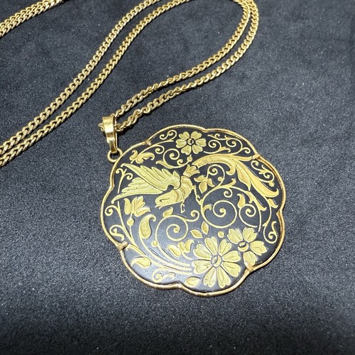 Collana VINTAGE Toledo damascato ciondolo uccellino floreale 74 cm catena retrò kitsch - Foto 2 di 8