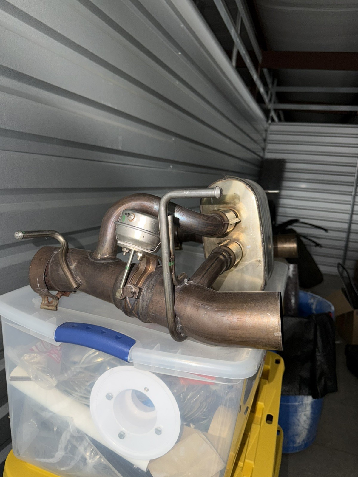 Ferrari 488 Catalytic Converters And Center Muffler Exhaust OEM Original  