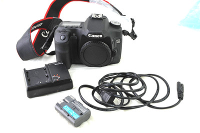 Canon EOS  50D 15,5MP DSLR-Kamera , Auslösungen /shutter count 17924