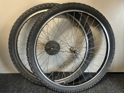26'' Araya CV-7 Laufradsatz! Shimano LX
