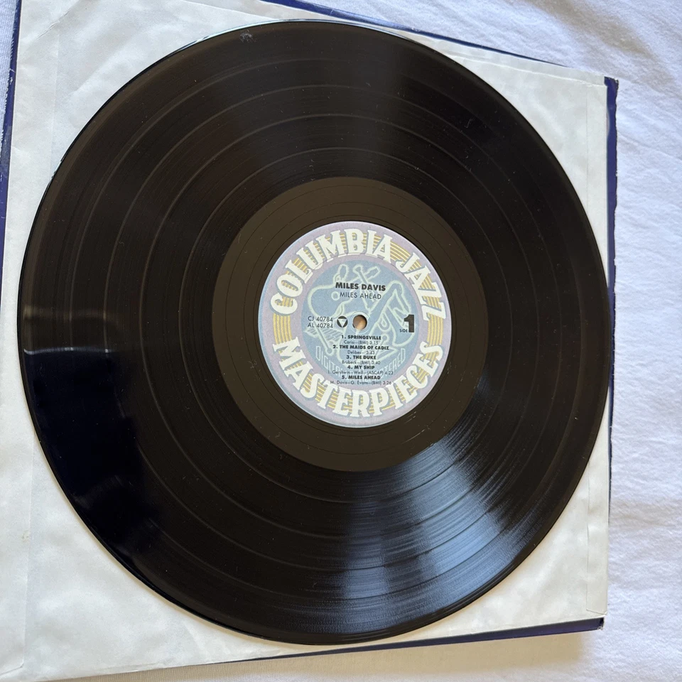 Miles Ahead by Miles Davis+ 19 Gil Evans - Boswell Auto - Vinyl LP 33 RPM ‘57 - Image 3 of 4