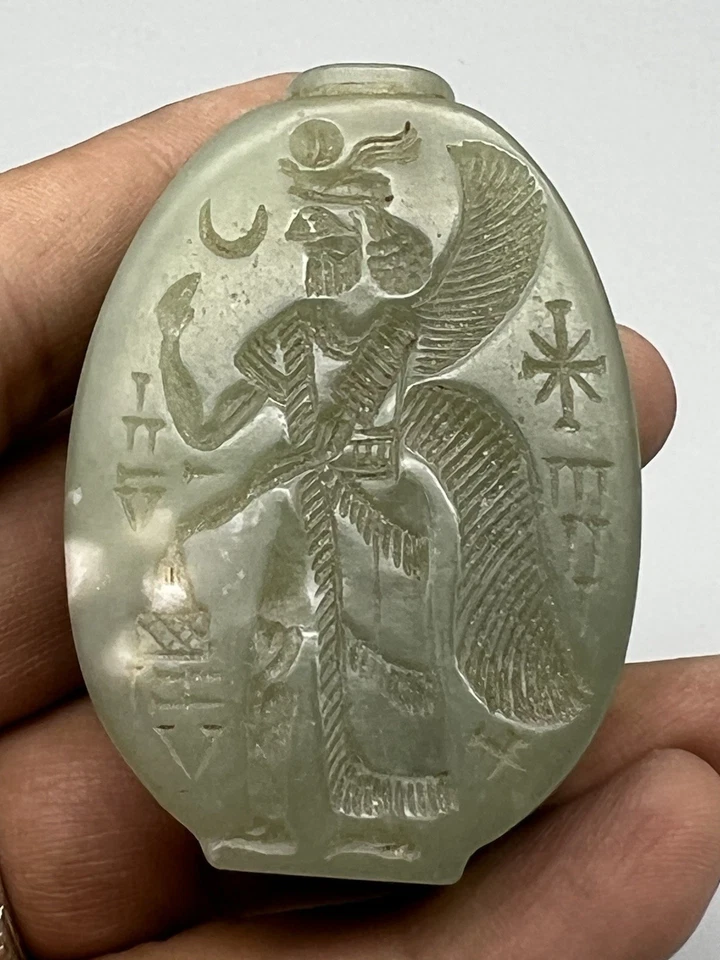 Редкая нефритовая резная парфюмерная бутылка восточная редкая антикварная бутылка - Изображение 3 из 4