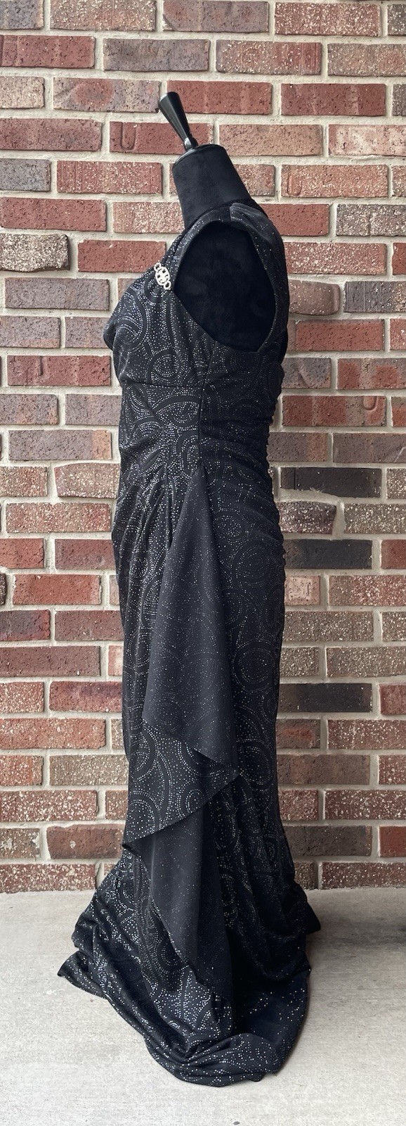 Picture 6 of 16