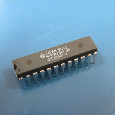 HITACHI  HM6208HP-25 Qty of 15 per Lot IC CMOS STATIC RAM 24 PIN DIP