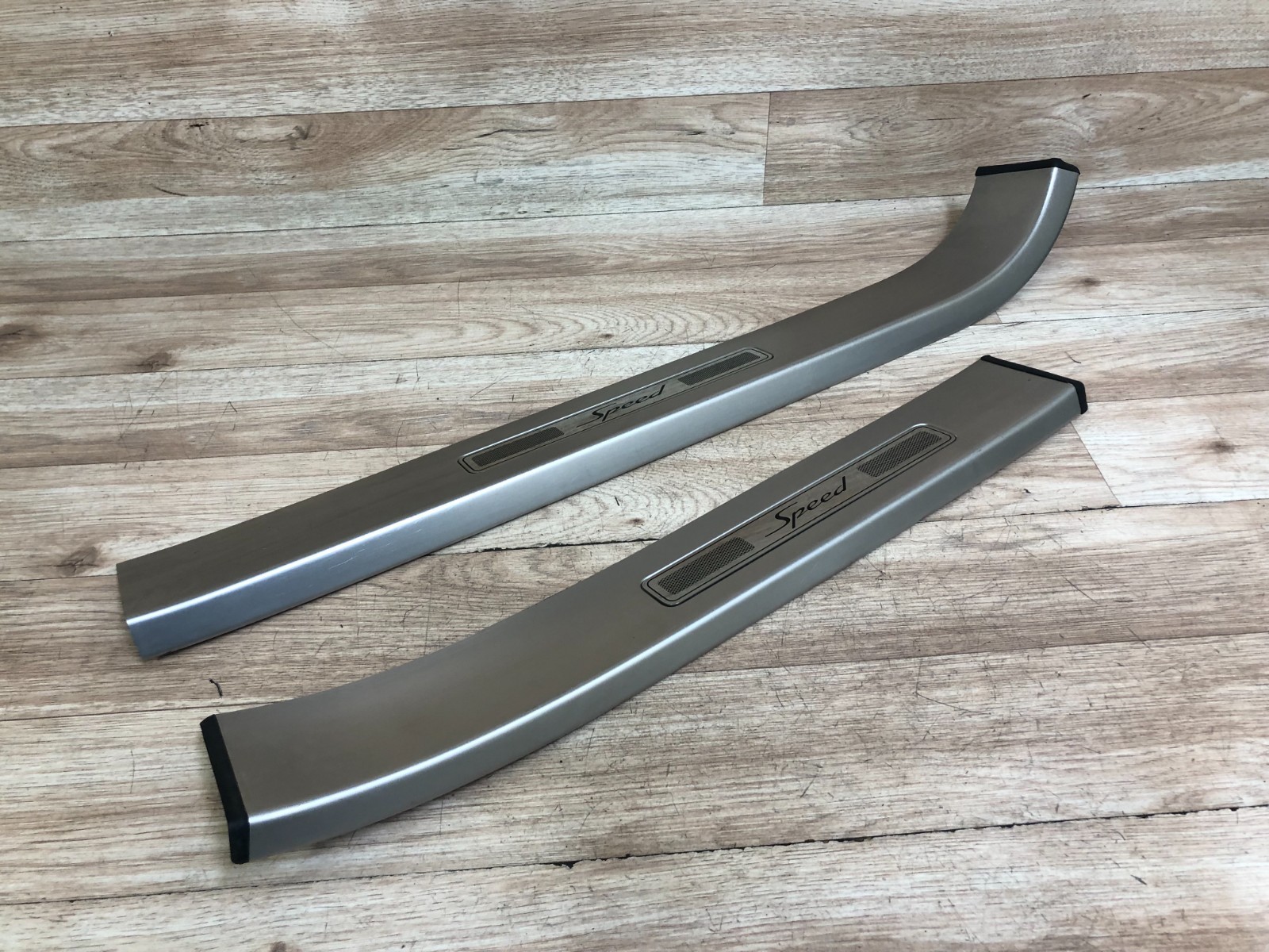 BENTLEY ARNAGE OEM FRONT LEFT AND RIGHT SIDE DOOR ENTRANCE STEP PLATE COVER SET