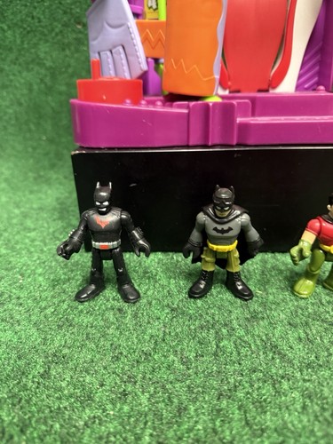 Fisher Price Imaginext "The Joker Fun House" Batman Playset 2009 w/ Figures! - Picture 4 of 5