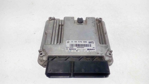 OPEL INSIGNIA A G09 Motorsteuergerät ECU 0281017105 1.96 Diesel 96kw 28533581