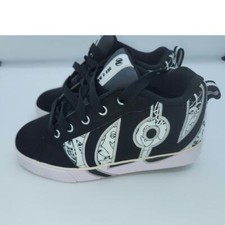 Heelys Skate Shoes Black White Graphic Roller Sneakers Kids Youth Size