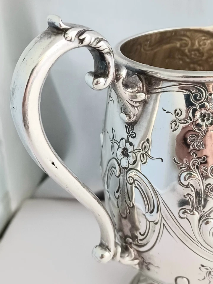 Hermosa jarra/crema de leche Howard & Co Sterling de 5" de alto Foto 4 de 4