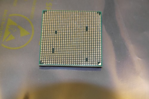 AMD Athlon II X3 440 Socket AM2+ AM3 CPU ADX440WFK32GM 3GHz Triple Core - Picture 2 of 2