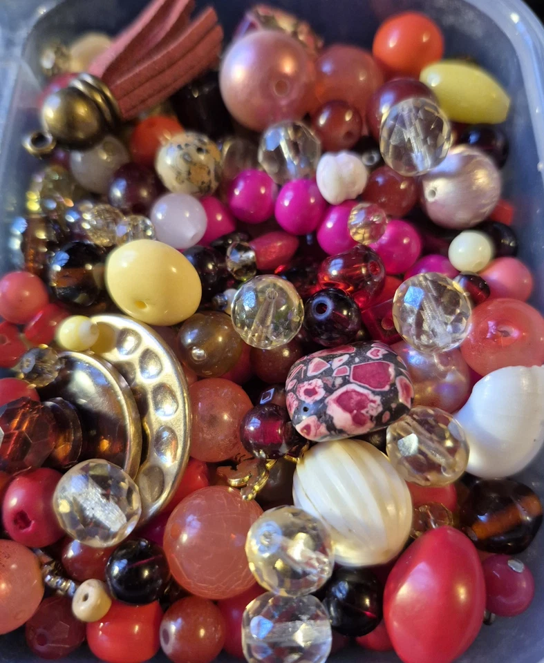 100s de vidrio rojo, rosa, naranja, amarillo, morado y más principalmente para cada proyecto. Foto 4 de 4