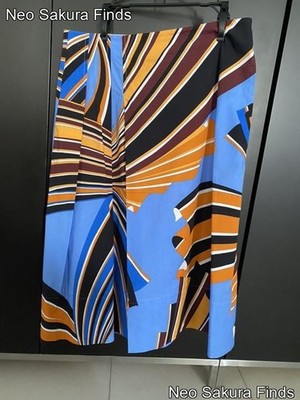 Emilio Pucci Baumwolle Schlagrock Blumen Schwarz 40