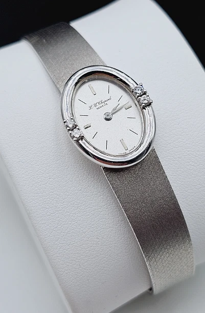 "CHOPARD L.U.C" - Damen-Uhr - 750er Weiß-Gold - 4 Brillanten - zusammen 0,20 ct. - Bild 2 von 4