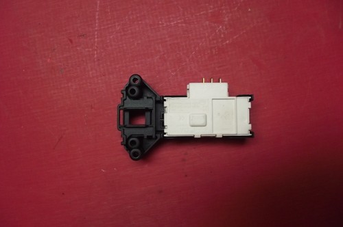 Waschmaschine BEKO WM6111W Türschloss