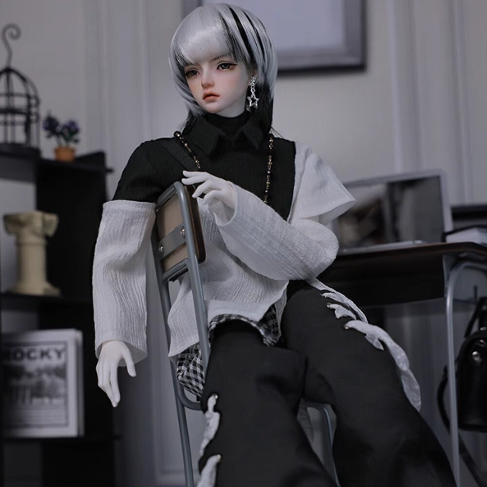 1/4 Resin BJD Doll SD Ball Joint Doll Modern Leisure Boy Full Set