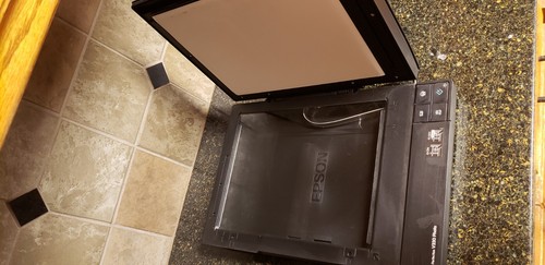 Epson Perfection V330 J232D Flatbed Photo Color Scanner - NO Power Adapter! - Picture 4 of 10