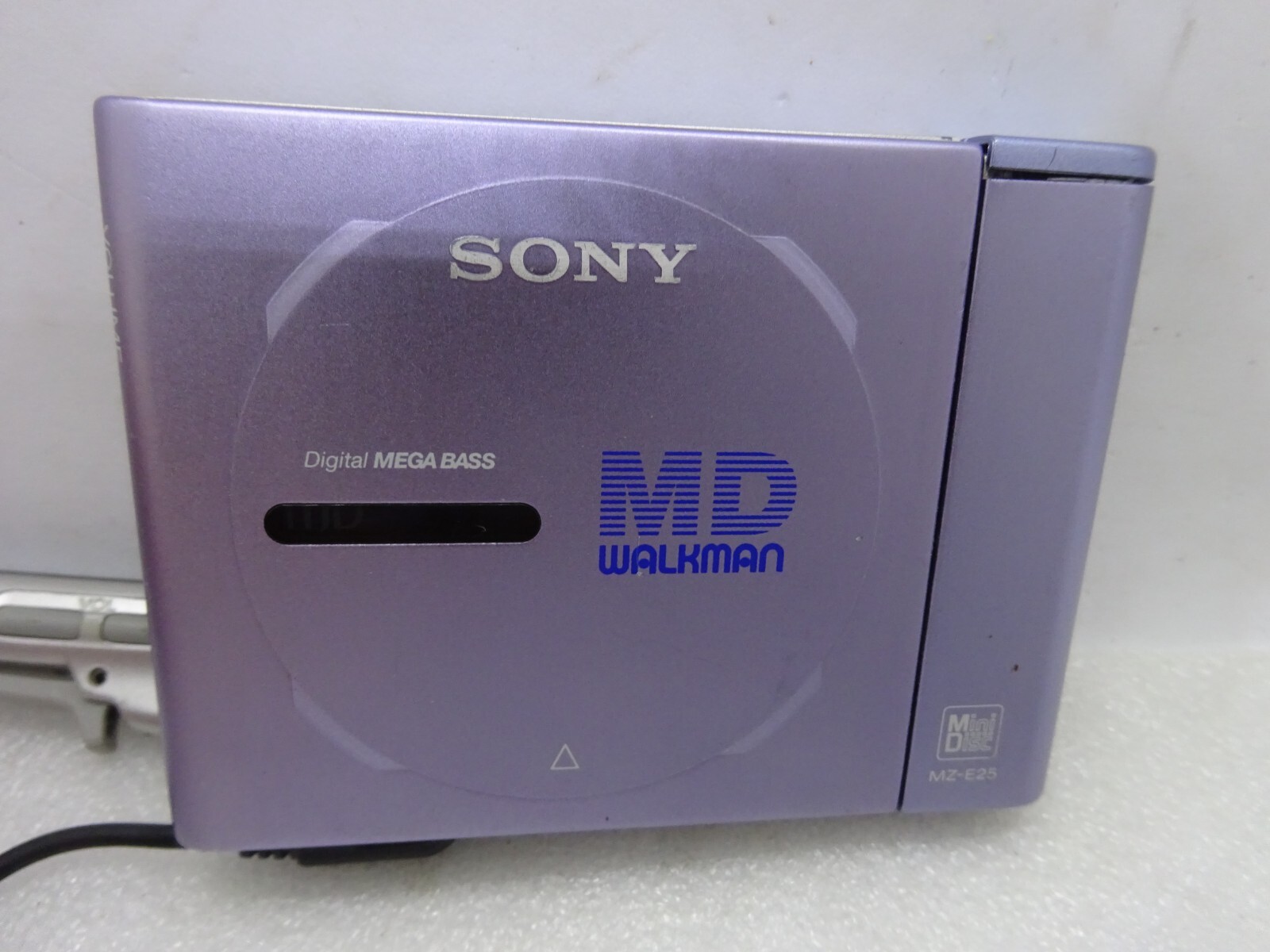 スノーブルー SONY MDウォークマン MZ-E25 動作品 本体のみ | maximise.mu