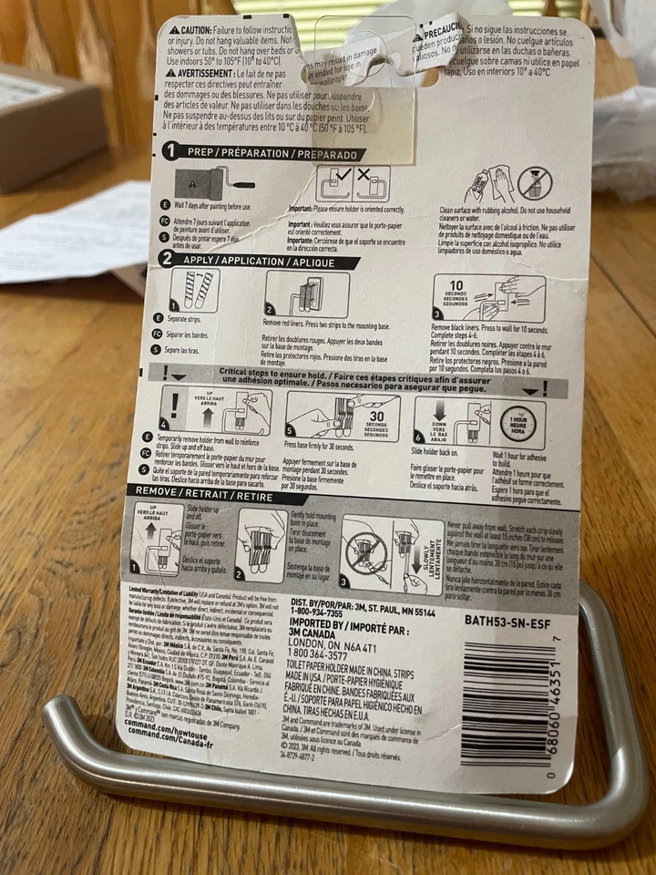 Soporte de papel higiénico adhesivo de níquel satinado Command Bath, 2 tiras BATH53-SN-ESF Foto 2 de 3