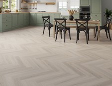 5mm Light Grey Oak SPC Click Flooring Herringbone Flooring Underlay Attached