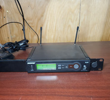 Shure SLX4 G4 470 494MHz Wireless w/ a.c adapter 69