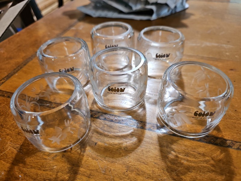 Colony Glass Napkin Rings Holders Etched Decor Romania Vintage