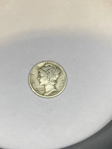 1942 s Mercury Dime looks to be vg you grade #352