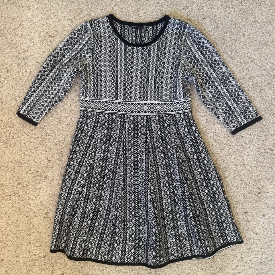 Vestido Suéter Nina Leonard Blanco y Negro Ajuste y Acampanado Manga Larga XL Foto 2 de 4