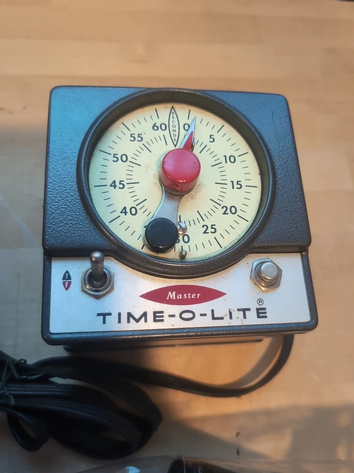 Master Time-O-Lite M-72 con estuche de filtro Kodak y suministros/filtro serie OC Foto 2 de 4