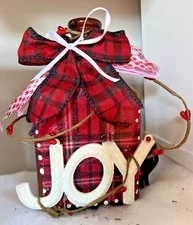 VINTAGE BROWN BOTTLE DRESSED UP FOR THE HOLIDAYS! CHAS DENNEHY & CO, CHICAGO