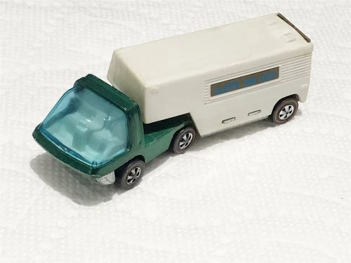 HOT WHEELS RED LINE VAN LINES TRUCK GREEN w WHITE INT WHITE TRAILER VERS #2