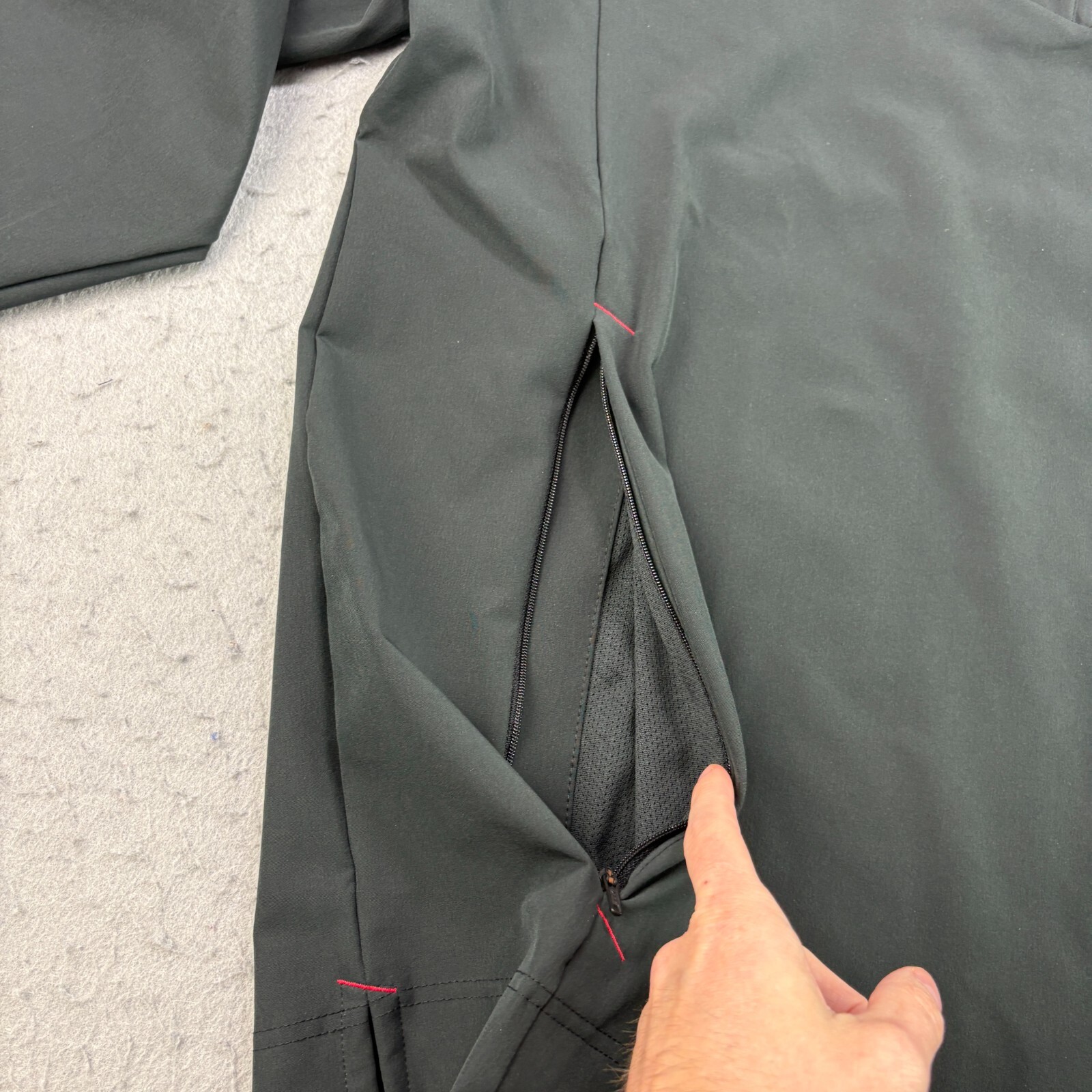 SACAI X NIKE Atlanta Falcons Nike Giacca Uomo XL Nero On Field Giacca a Vento 1 4 Zip Pullover