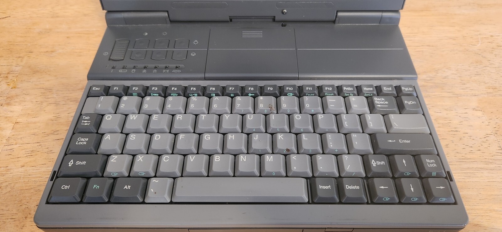 Vintage 486 Laptop Digital Equipment Corp DECpc425sl eBay