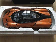 AUTOart Signature 1/18 Pagani Huayra - Bronze Metallic