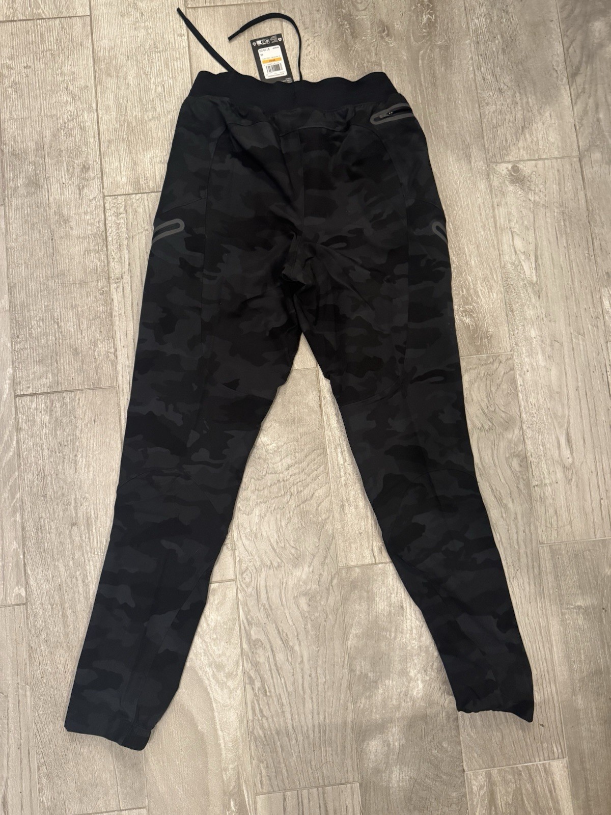 Under Armour Unstoppable Cargo Pants Men's Small Black Camo Jogger Tapered NWT thumbnail 6