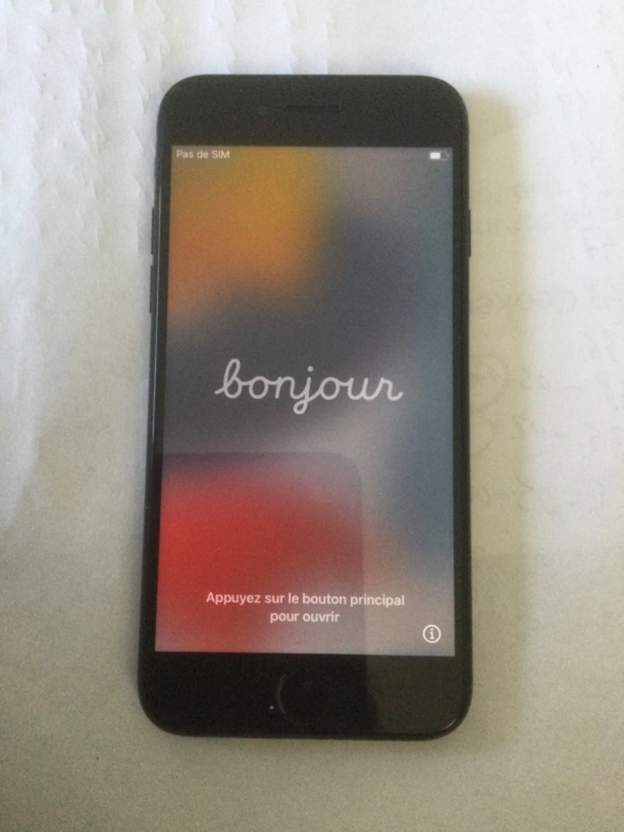 IPhone 7 128Go Noir Désimlocké - Occasion, IOS 15.8.3, écran 4,7", Fonctionnel