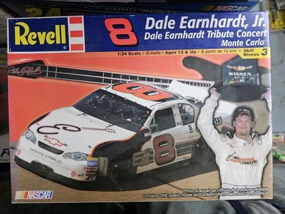 Revell Nascar Monte Carlo Dale Earnhardt 1/24 Tribute Concert