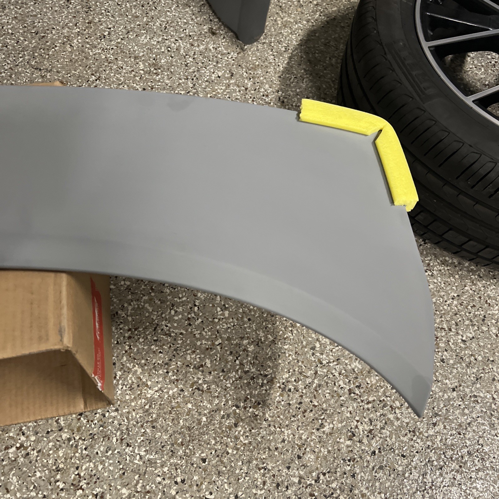 Genuine AUDI R8 422 423 427 429 Trim For Cap Primed 420827025CGRU