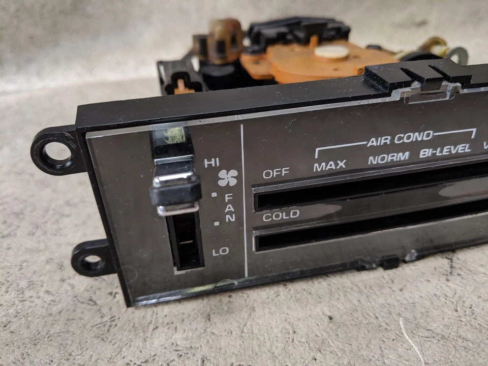 Temperature Climate Control RWD With AC Fits 84-88 OLDSMOBILE CUTLASS f91-203535 - Image 2 of 4